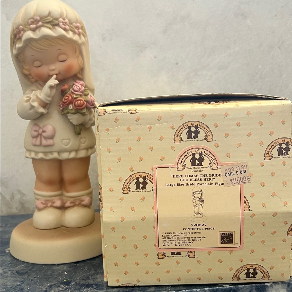 Adorable Memories of Yesterday Bride Figurine with Flowers. 9” - Picture 7 of 9